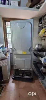 LG Fridg 255 Ltr GL-A282SPZL SHINY STEEL 2015 model