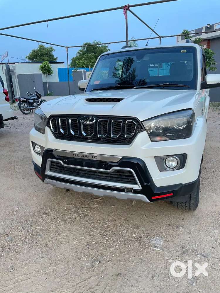 Mahindra Scorpio 2018 Diesel Well Maintained