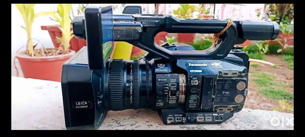 Panasonic ux90 4k