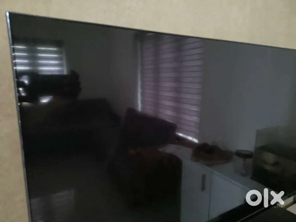 2 nos Old display complaint tv for sale