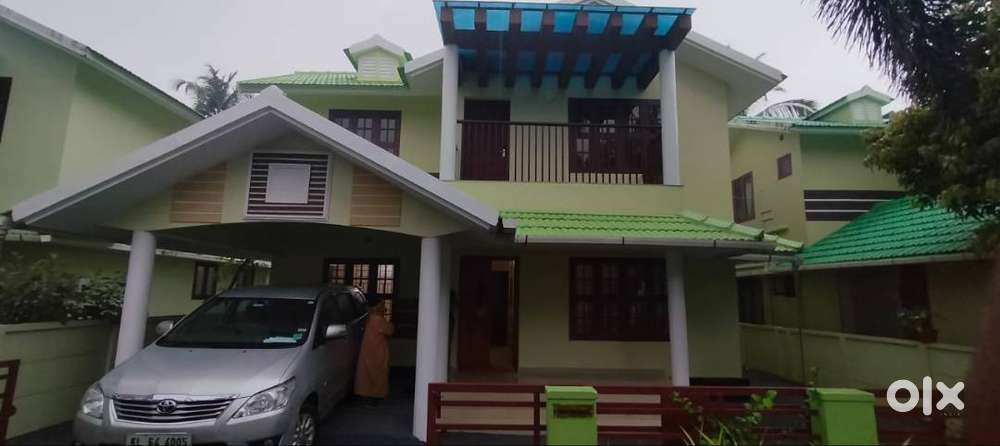 3 bhk two storey House-1800 sqft for sale- in Thirur center, Thrissur