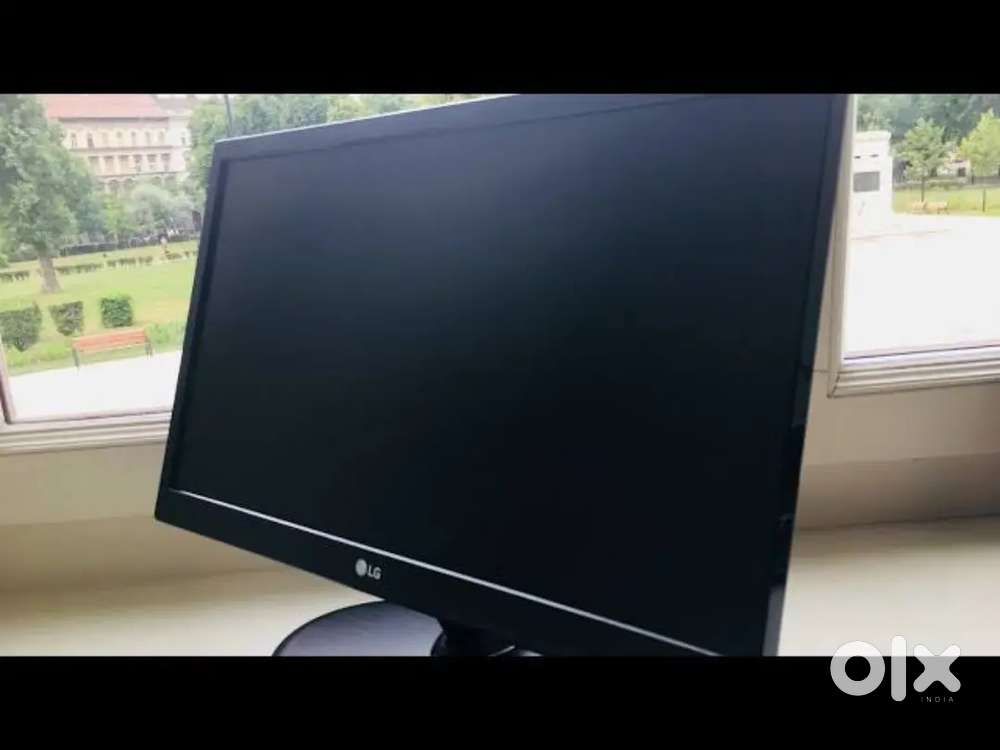 LG LED Monitor 47cm