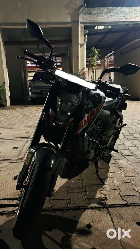 Ktm duke 200