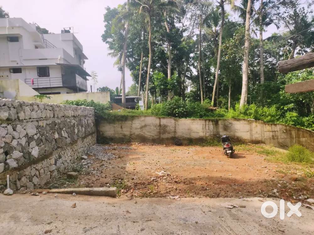 Sreekaryam powdikonam.
