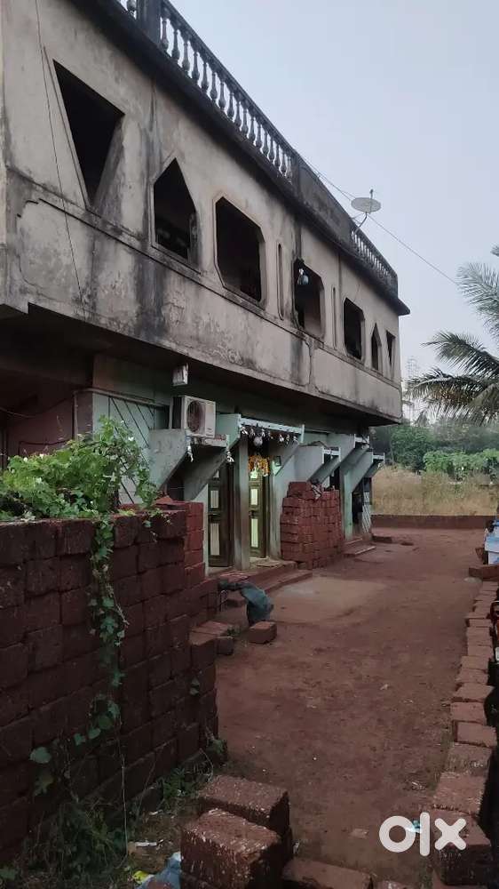 32 year old ground floor and newly constructed upper floor for sale