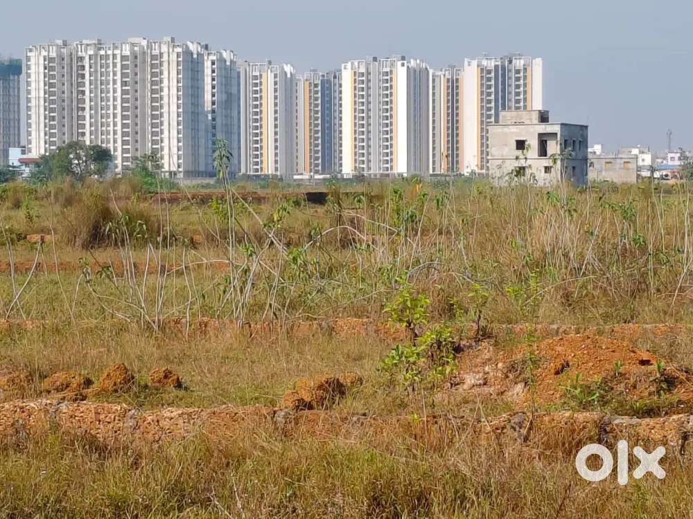 30ft Road Residential Plot for Sale Near DN Regalia Patrapada