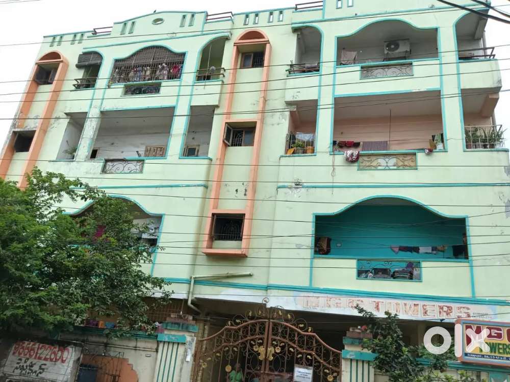 2bhk well maintained near to highway 300 meters away from bhpv busstop