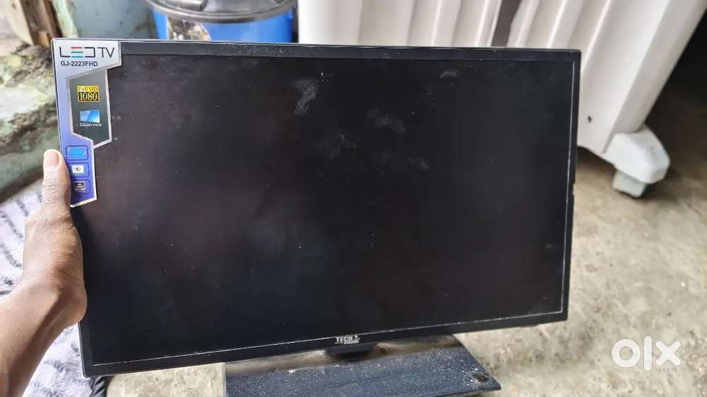 Techno 20 inch led tv