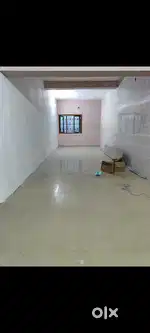 SHOP / OFFICE FOR RENT