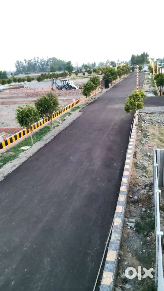 Lucknow shahar me apna ashiyana banaye Ansal ke piche ring road ke