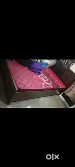 Wood bed double