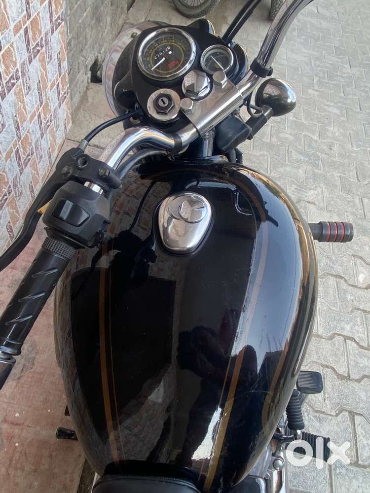 Carburetors bullet, December 2018 model , conditions is like new ,