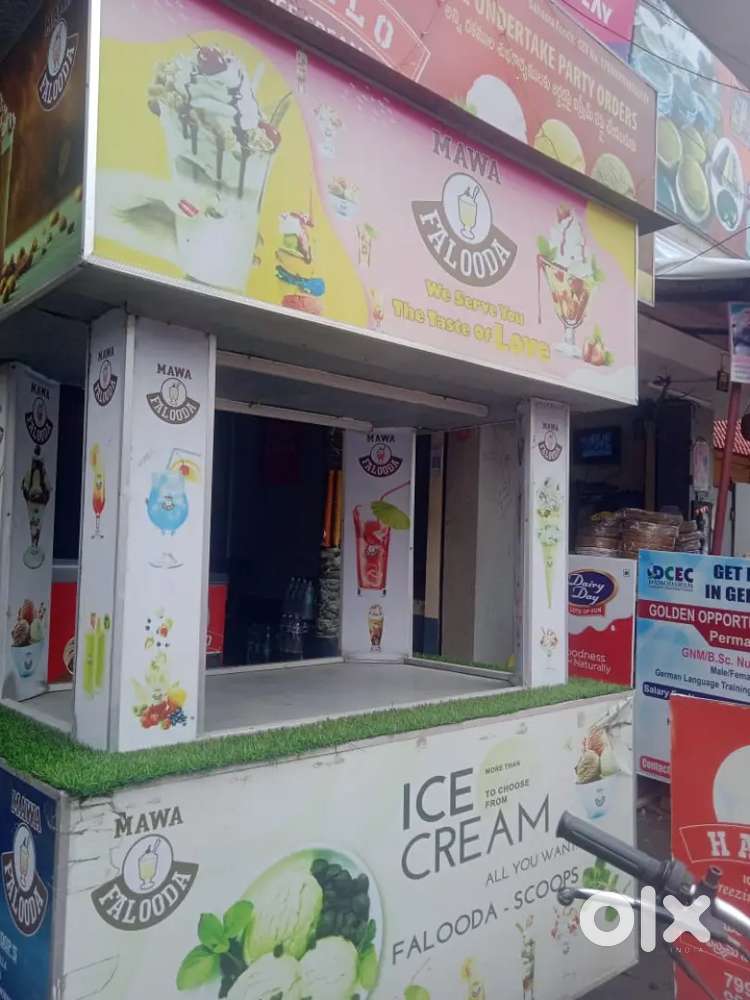 3 door ice fridge and 2 door fridge and falooda vehicle any contact me