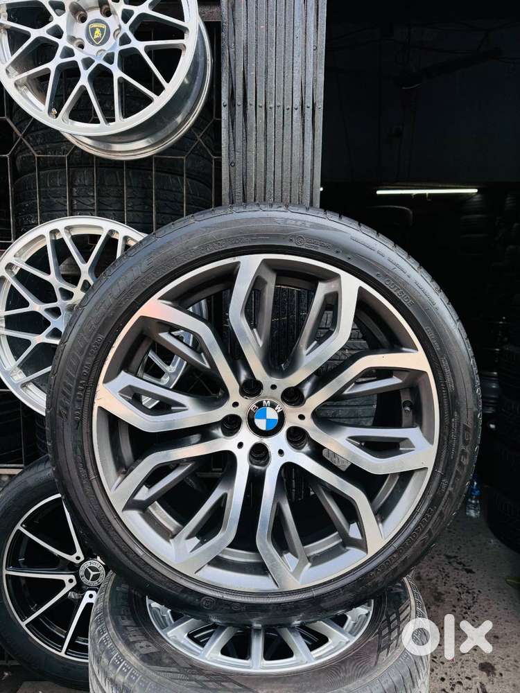 BMW OEM ALLOY WHEELS GOOD CONDITION WITH TYRE (SET OF 4)
