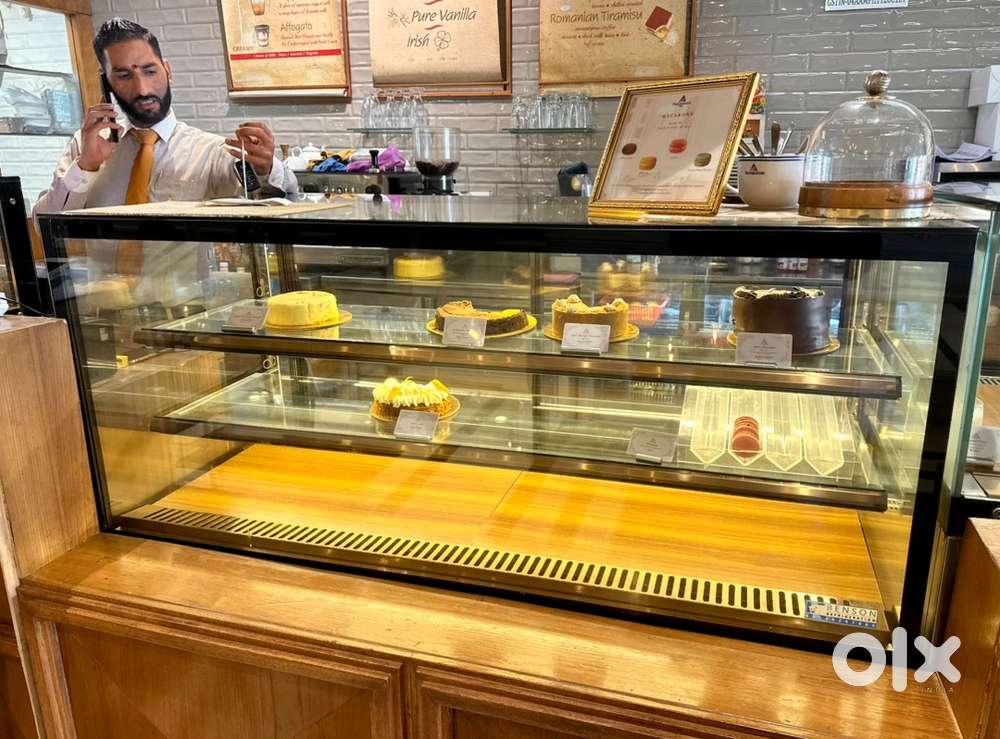 Display Fridge 5 Feet Width