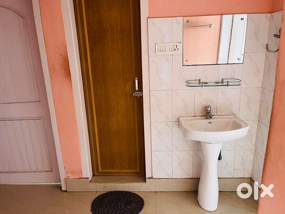 24 hrs water/electricity