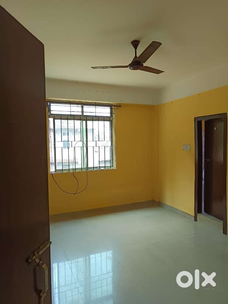 3 BHK Fully Independent with two balcony 3 bathroom.Bachelors allowed