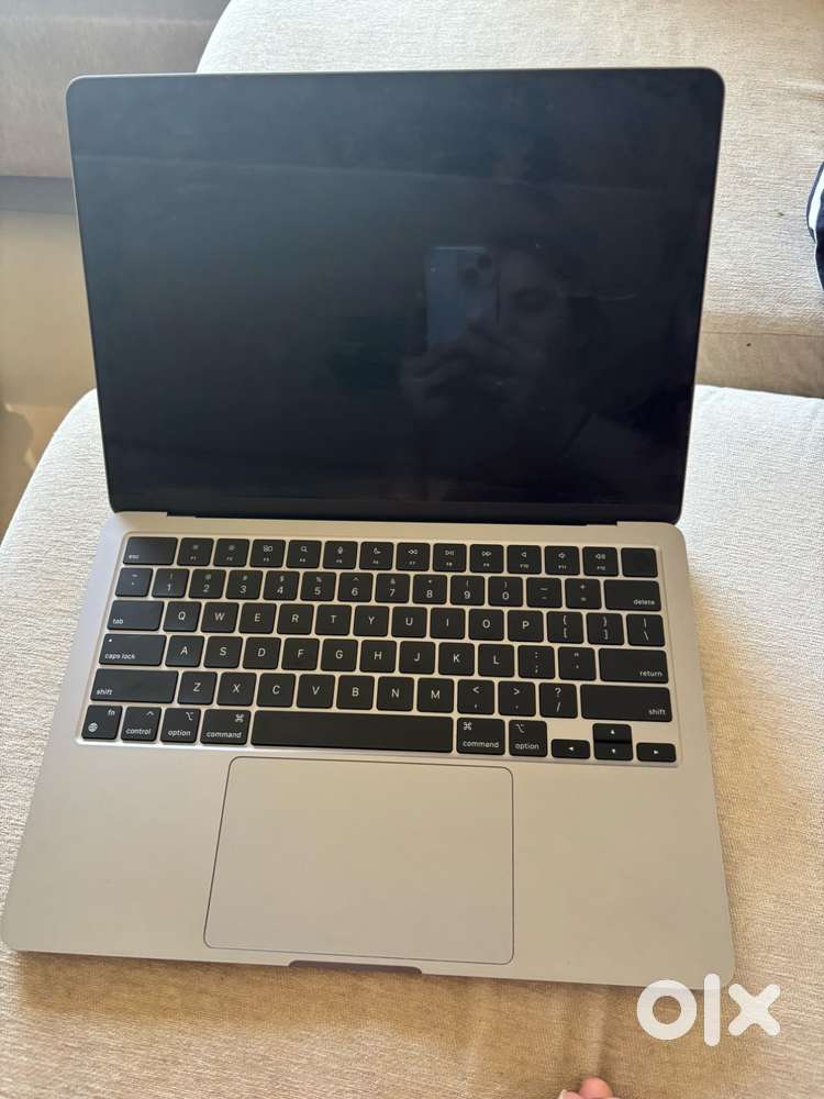 MacBook Air M2 8 GB RAM 256 GB SSD
