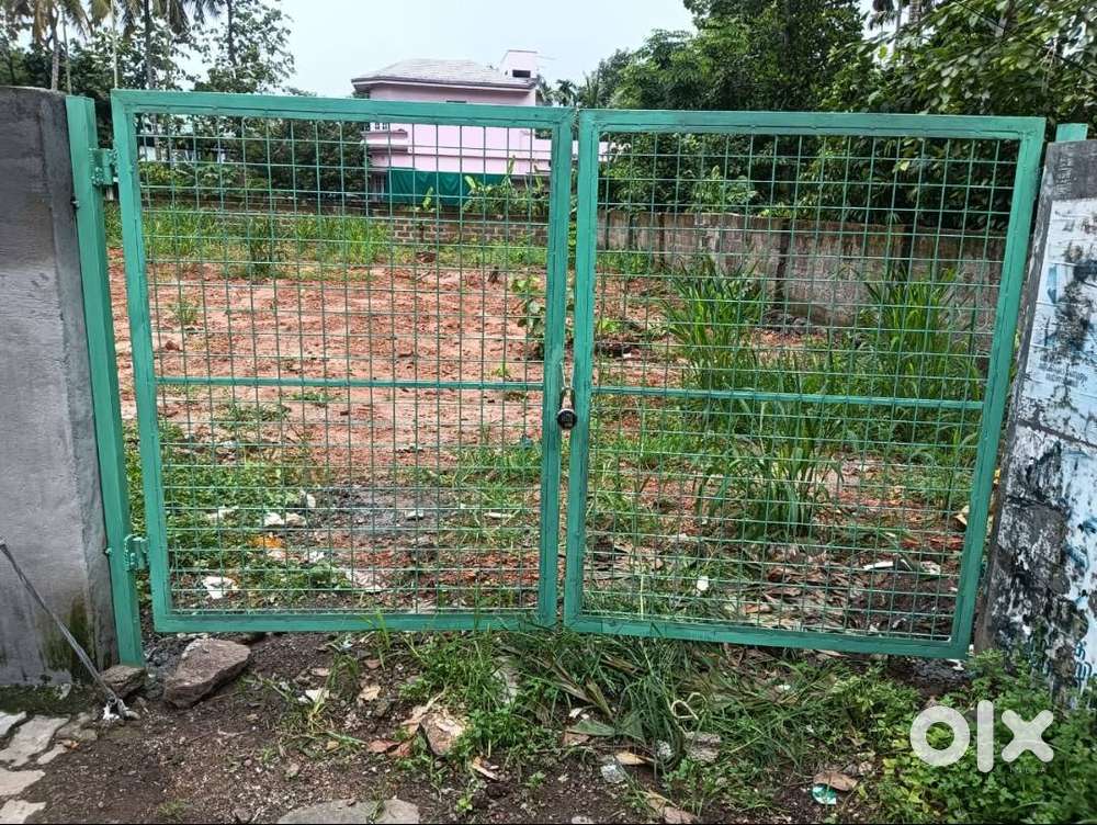 Residential Land for Sale- Irumpanam near Kakkanad