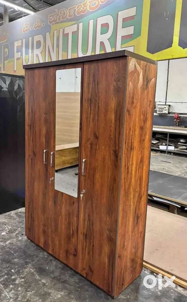 STARF FURNITURE 3 door Cupboard with affordable price