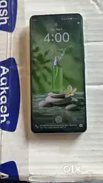 iQOO z9s 5g 8 128 8 month old