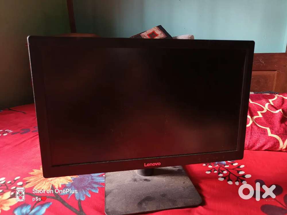 Lenovo 24 inch desktop
