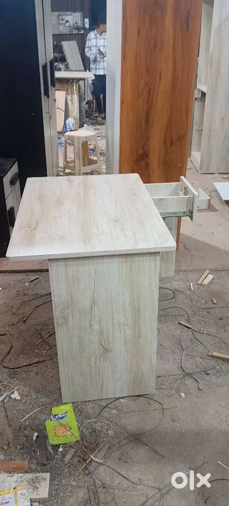 Office table studytable