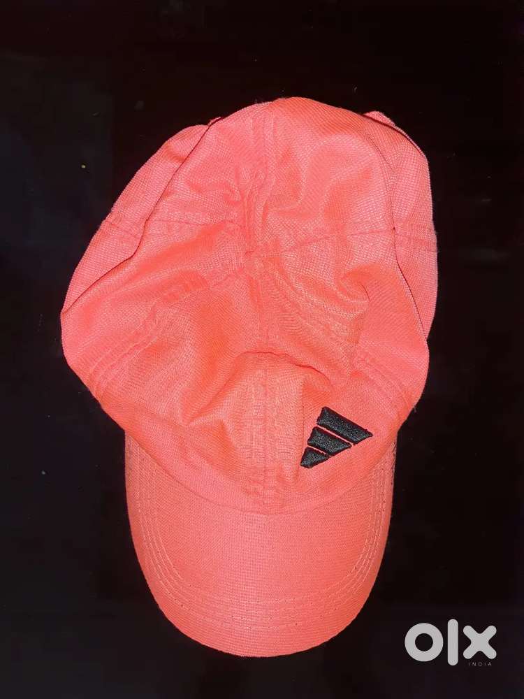 Black Sports Cap for Men – Trendy & Comfortable