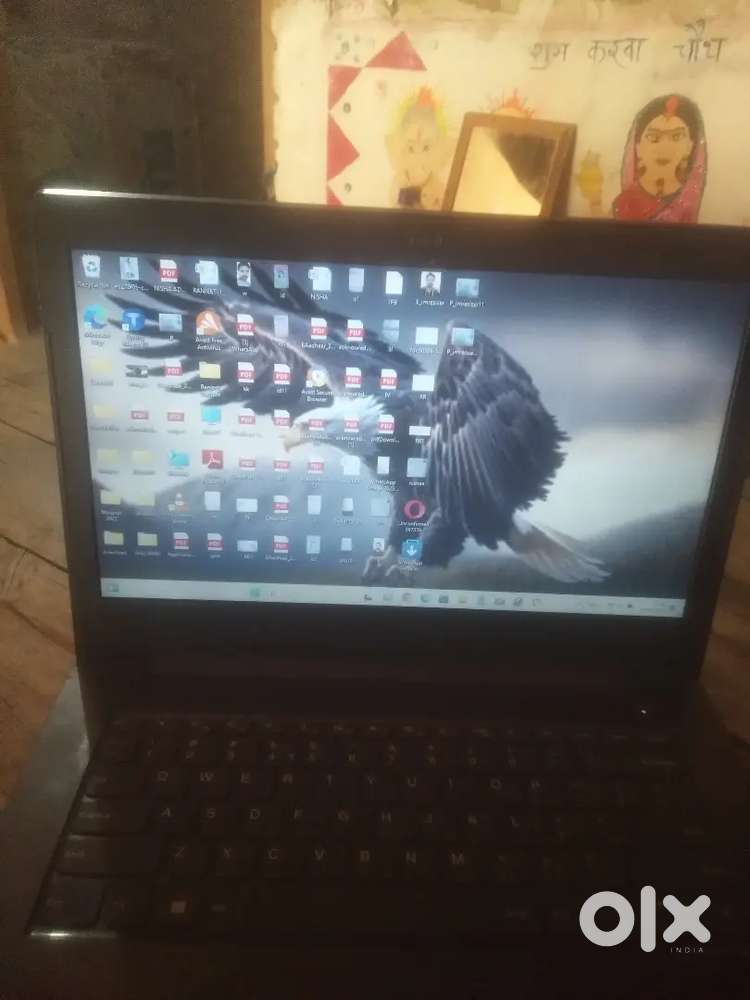 Lenovo i3 ,7th gen 4 gb ram +1tb
