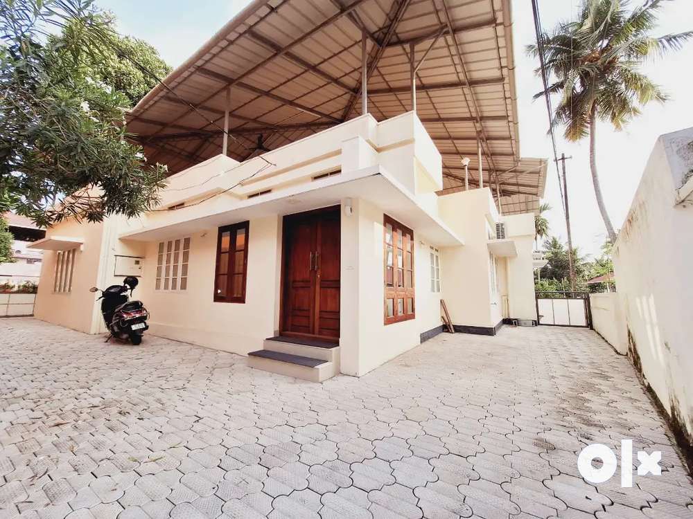 Furnished house @ Sasthamangalam, only 25000/-, very near to main road