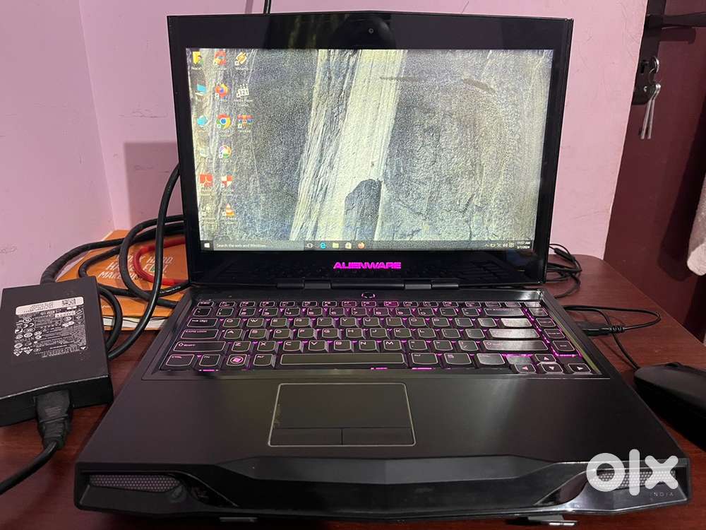 Alienware M14x R1, i7 - 8gb ram 500 gb Hdd Nvidia GT555m
