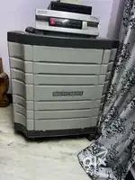 Selling invertor with amaron battery