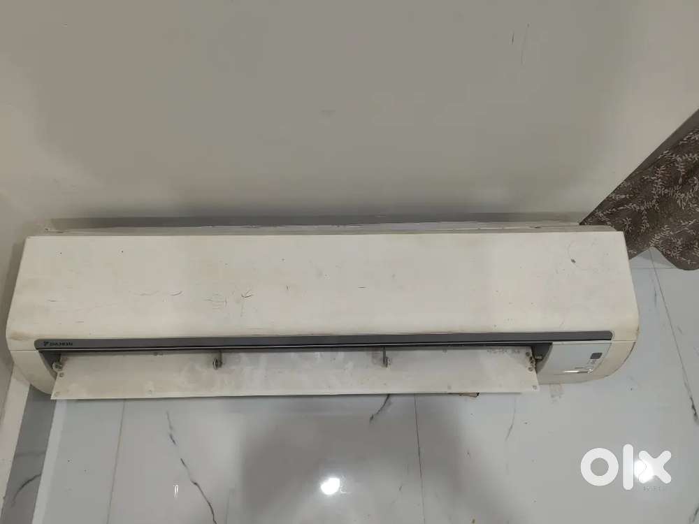 Daikin and whirlpool AC for sell