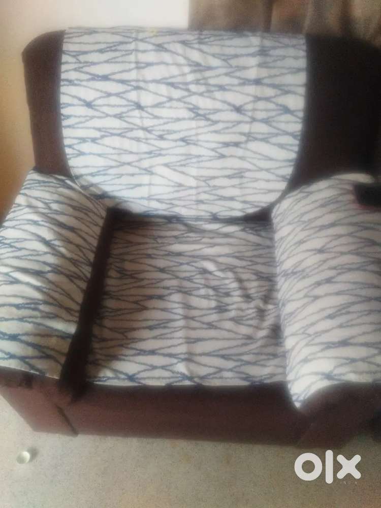 Sofa set 5 seater