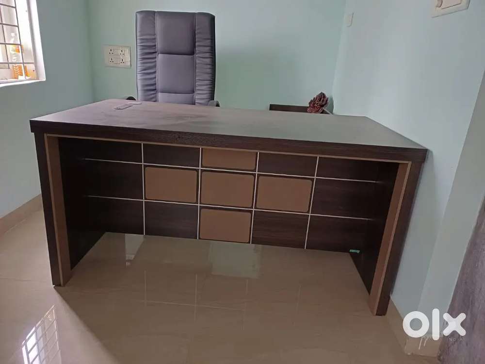 office table and racks