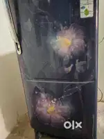 A nice condition Samsung single door fridge