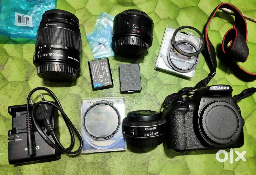 Canon 1300D + accessories