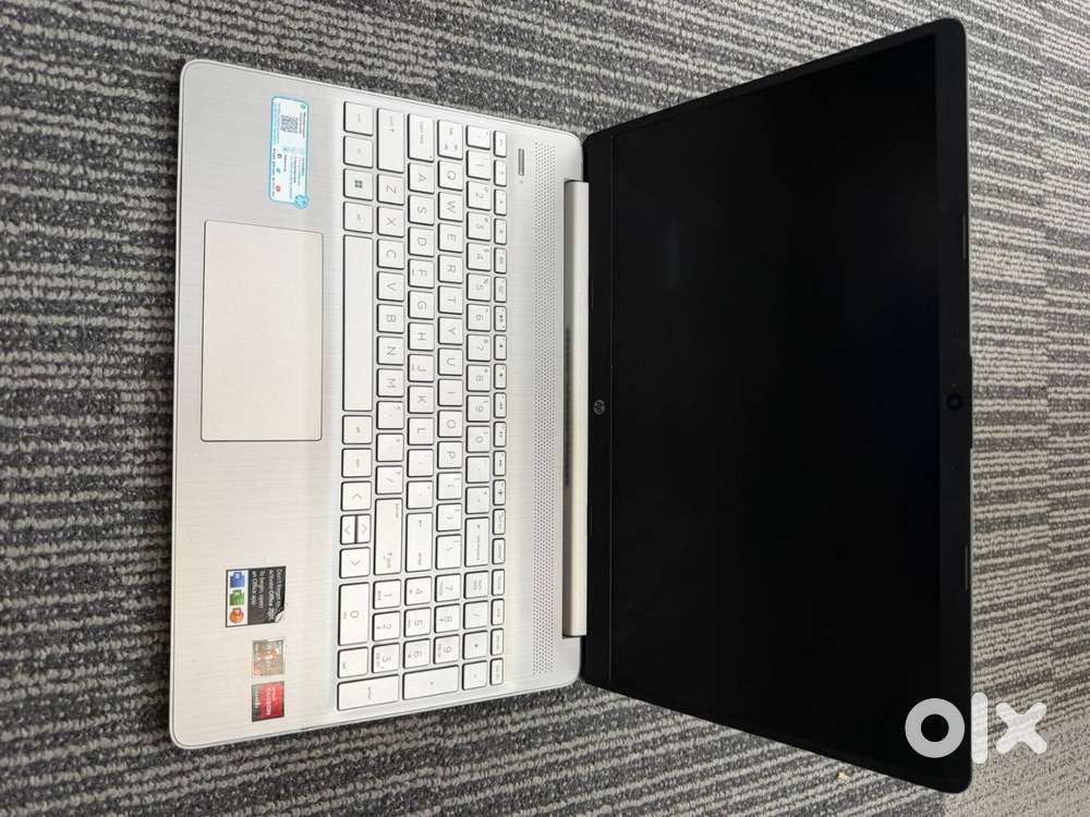 HP Laptop - Ryzen 5 5500U  8GB RAM  256GB SSD - Silver Edition