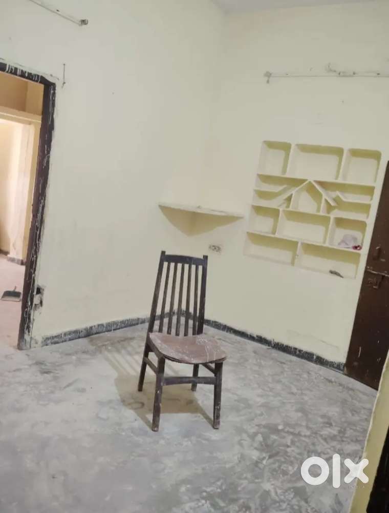 2bhk Flat for rent at yakutpura ilahiya masjid rein bazaar