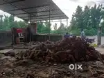 Basti mein Hotel restaurant dhaba open kare rent par parking ke saath