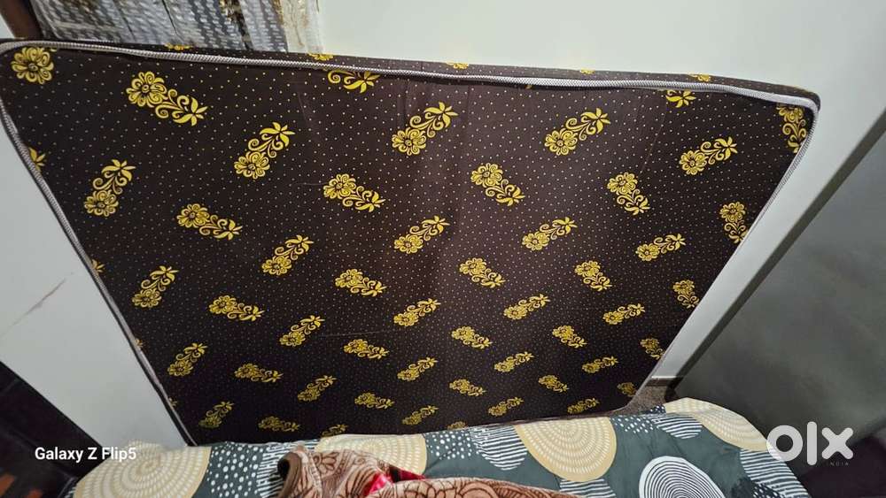 Brand new Queen mattres