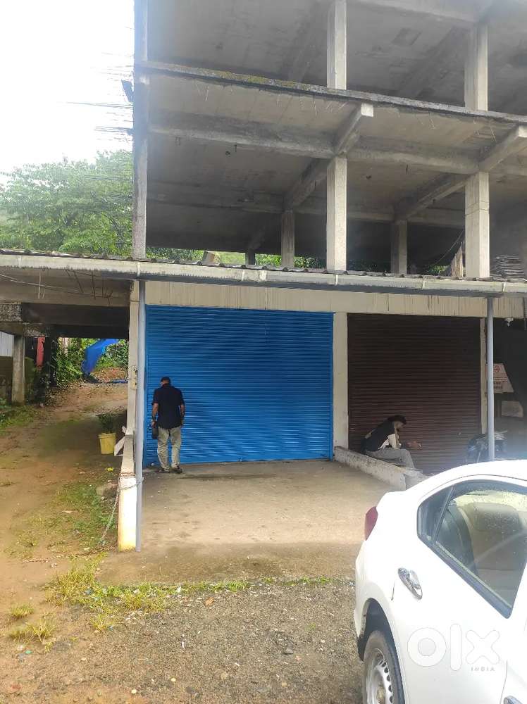 Shutter for rent near Sagara theatre, Kattappana