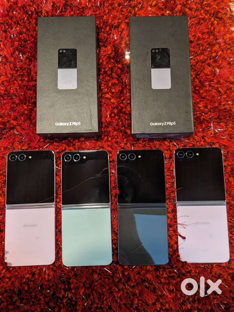PERFECTLY POCKETABLE Z FLIP 5 5G 256GB BOX PACKED!! BRAND NEW !!