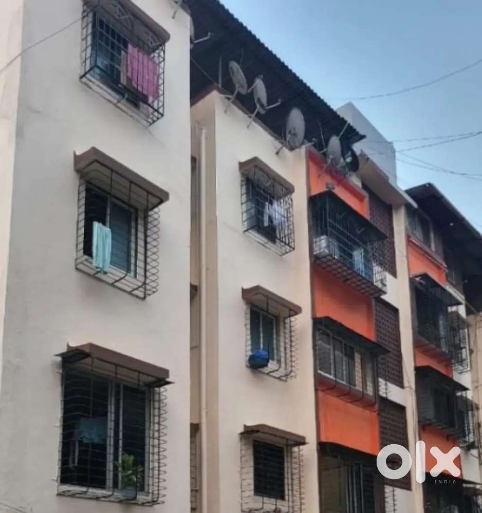 Sai Hill Nagar Co-op HSG Soc ltd, first floor want to sell