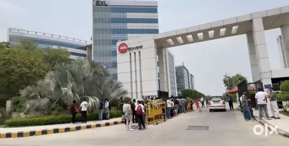 960000 का आसान किस्तों में 60 गज की जमीन Noida sec145 में
