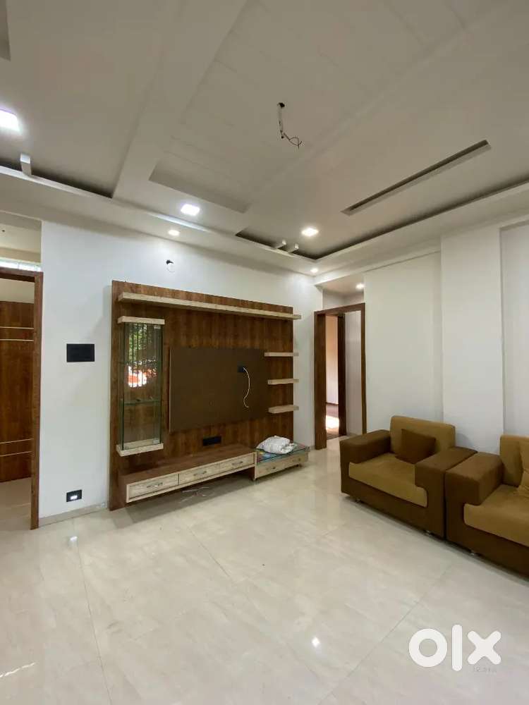 New building with lift parking and garden facing