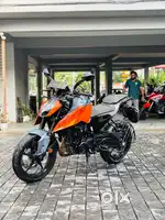 KTM Duke 250 only 6000 km run vehicle