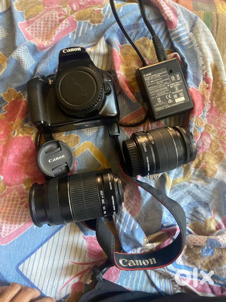 Canon EOS 1300