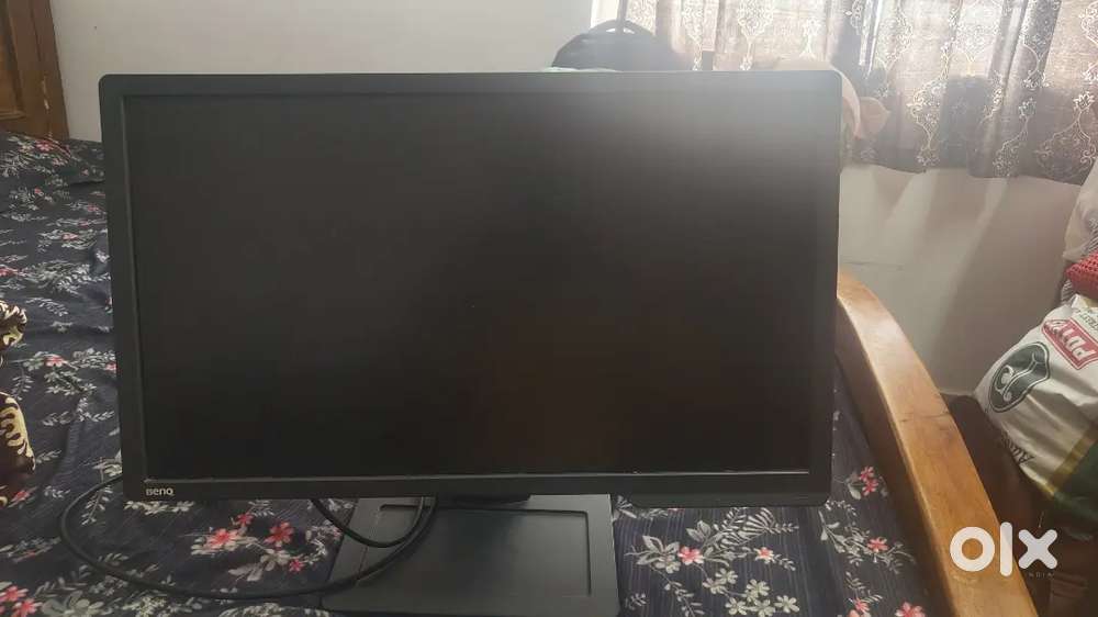 BenQ Monitor - 24 Inches