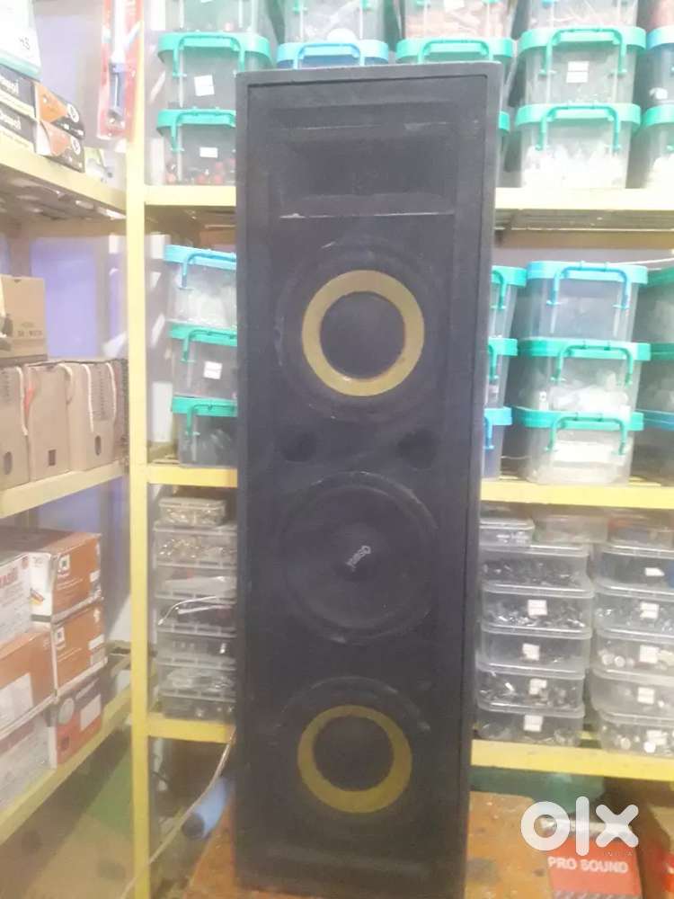 Sound box  6 inch ka hai